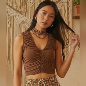 🆕🤍 OPEN EDIT Ruched Sleeveless V-neck Top In Brown Pinecone